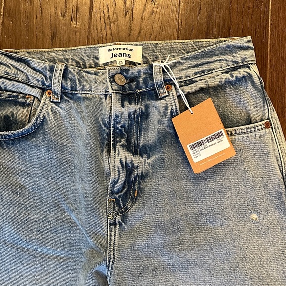 Reformation Val 90’s Mid Rise Straight Jeans Rigid Denim - Picture 2 of 10